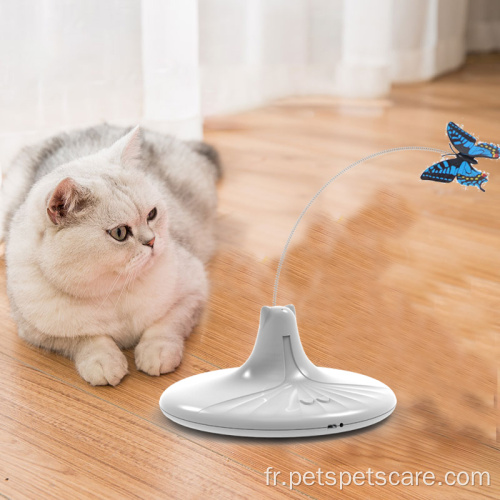 Les jouets de chat interactifs avec des jouets de papillon stimulent